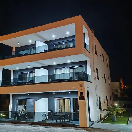 Apartment Golden Sunset 3