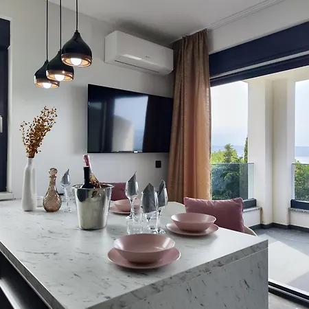 Golden Sunset 3 Apartamento Njivice