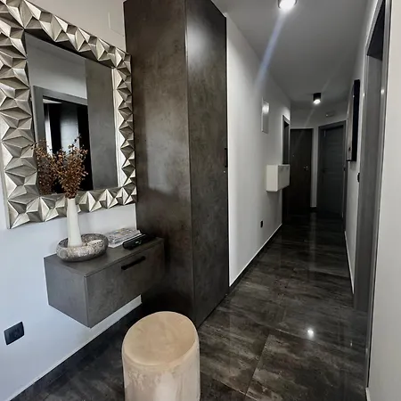 Golden Sunset 3 Apartamento Njivice