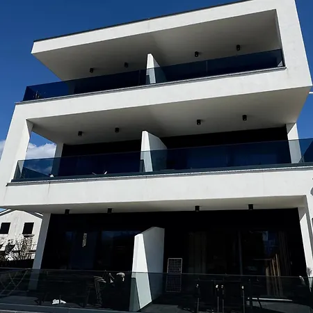 Διαμέρισμα Golden Sunset 3