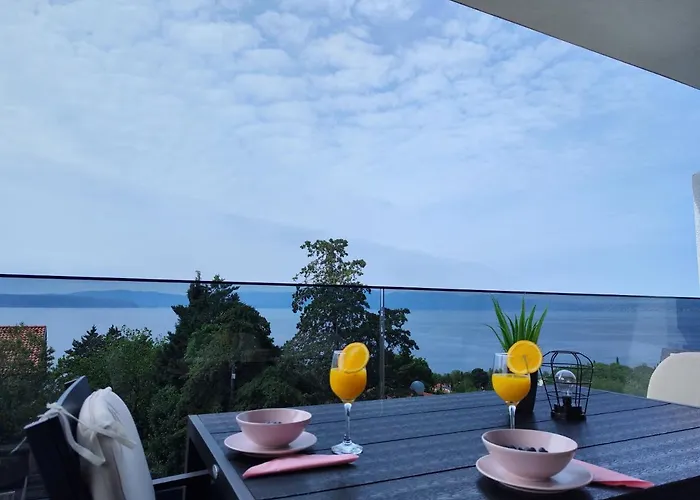 Golden Sunset 3 Apartment *