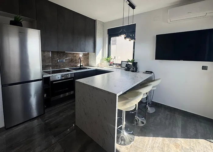 Golden Sunset 3 Apartment